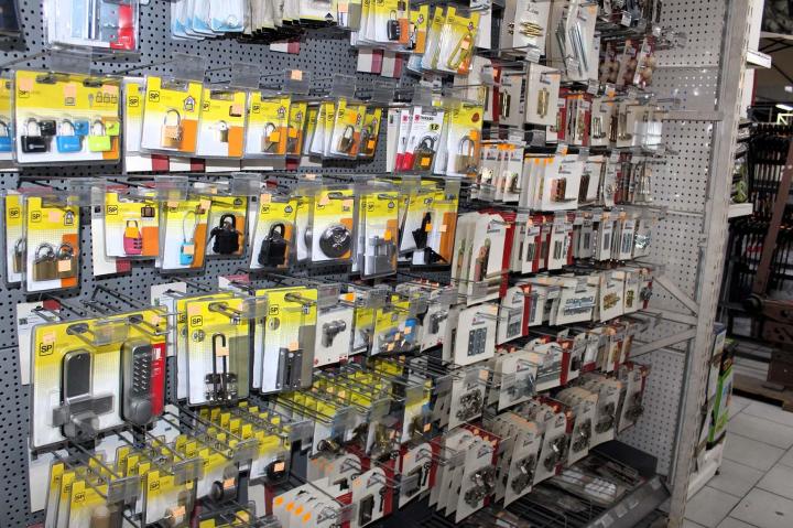 Vente de matériel de serrurerie Le Tampon