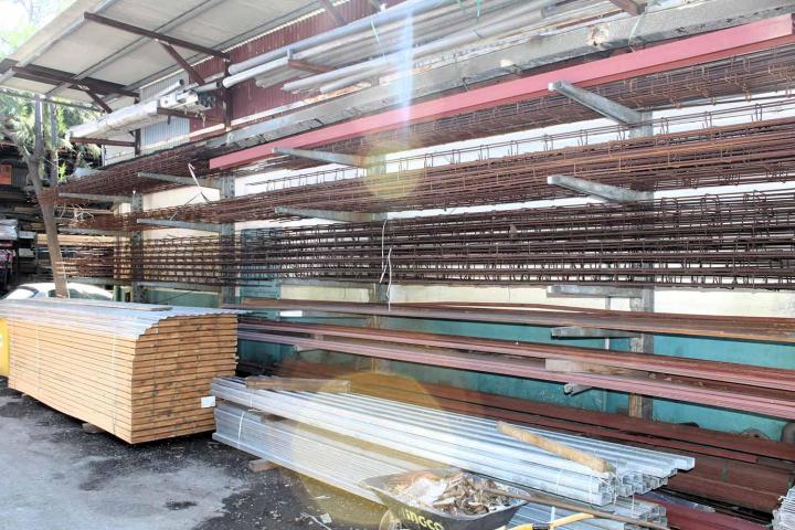 Vendeur d'accessoires de maçonnerie Le Ta,mpon