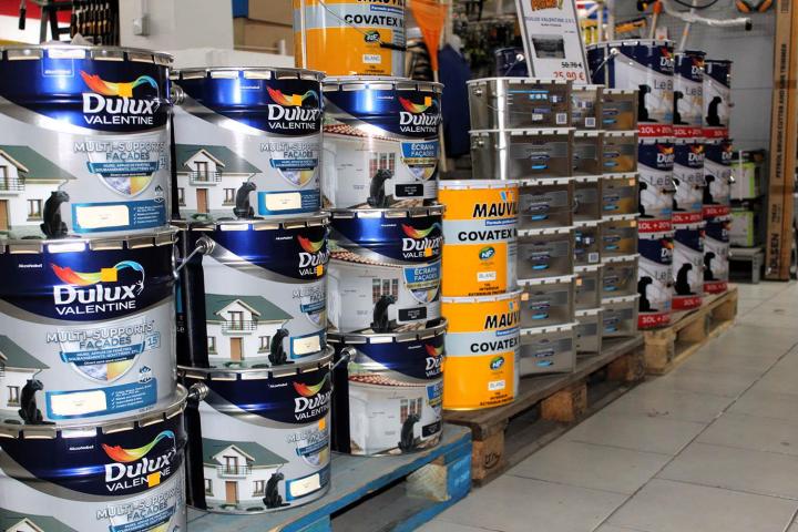 Matériaux de peinture Le Tampon