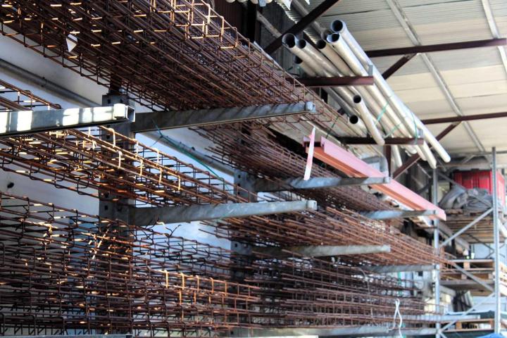 Vendeur de matériaux de construction Le Tampon